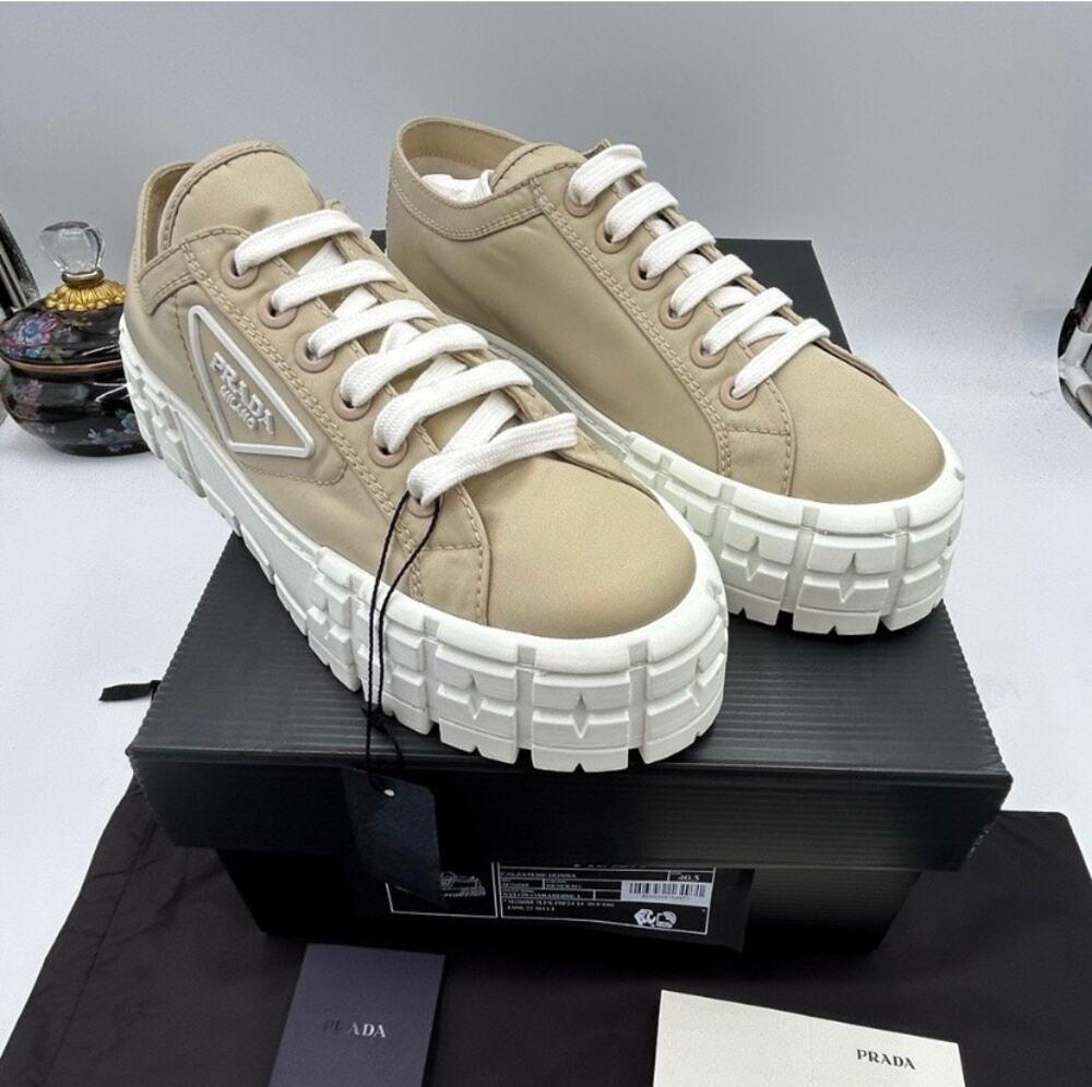Women's Prada re-wheel gabardine sneaker in Desert beige size 40.5 made in Italy